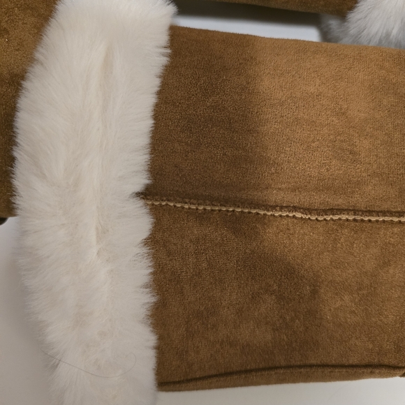 SO Chestnut Abigail Tan Brown Faux Suede Fur Trim Boots Calf Length Size 8.5 - Picture 8 of 17